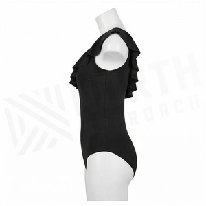 Ensemble de yoga 2 pièces imprimé papillon bleu avec finition dorée, body à col en V profond et jupe portefeuille longueur genou - Product Image 3
