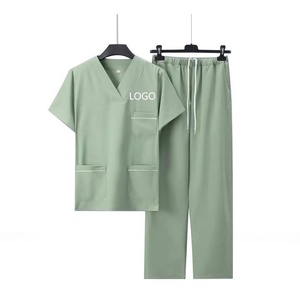 Conjunto de Uniforme Médico Unisex Verde con Cuello en V, Manga Corta, Pantalones de Algodón y Poliéster, Uniformes de Hospital - Product Image 1