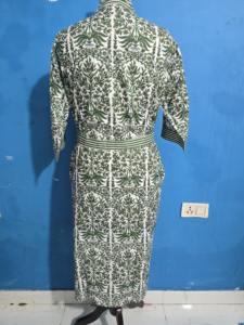 Bata Kimono Hecha a Mano 100% Algodón con Estampado Floral, Bata de Baño y Vestido de Dormir, Ropa de Dormir de Verano, Regalo para Damas de Honor, Talla Única - Product Image 5