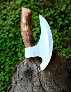 Cortador de pizza artesanal Mezzaluna de acero inoxidable con mango de madera, herramienta profesional para cortar pizza de Pasha Enterprises - Product Image 5