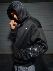 Sudadera con capucha para hombre con diseño de mangas con pedrería, de felpa de algodón grueso, estilo oversize, ropa urbana, logotipo personalizado, suministro al por mayor - Product Image 3