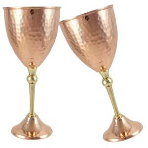Gobelet à vin élégant en acier inoxydable, réutilisable, coupe à vin de luxe sur pied, vaisselle de table pour hôtel et mariage - Product Image 4