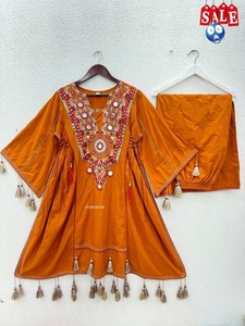 Ensemble haut et pantalon Plazzo pour femmes indiennes, en coton Khadi pur, entièrement brodé de sequins et de miroirs, vêtements décontractés - Product Image 3