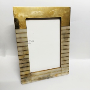 Marco DE FOTOS acrílico con incrustaciones de resina de madera de lujo azul marino blanco con incrustaciones de latón aspecto natural Varios tamaños disponibles - Product Image 5