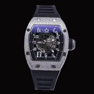 Nuevo Reloj de Lujo con Cronógrafo, Esfera Rectangular, Correa de Goma Negra, Bisel con Diamantes Moissanite, Diseño Personalizado VVS Hecho a Mano - Product Image 1
