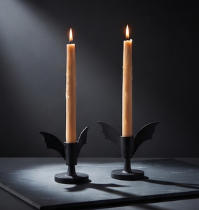 Candelabro de Metal con Diseño de Alas de Murciélago, Color Negro Mate, Decorativo para Decoración Gótica del Hogar, Mesa de Halloween - Product Image 2