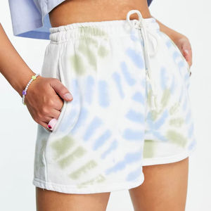 Ensemble de yoga sans couture tie-dye léger et respirant pour femme, avec soutien-gorge de sport et short à séchage rapide - Product Image 4