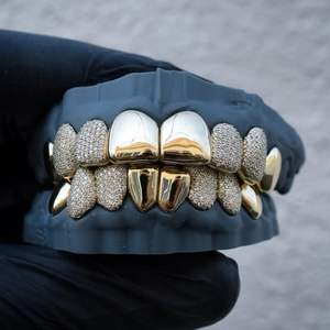 Grillz Dentales Personalizados con Certificación GIA, Estilo Hip Hop, Moissanita VVS, Lisos, 8 Superiores y 8 Inferiores, Chapados en Oro, Regalo de Compromiso - Product Image 1