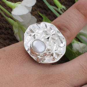 แหวนมุกวินเทจสไตล์วิคตอเรียน เงินแท้ 925 มุกน้ำจืดธรรมชาติ แหวนรูปดอกไม้ เครื่องประดับอัญมณีโบราณ สำหรับผู้หญิง งานแต่งงาน - Product Image 5