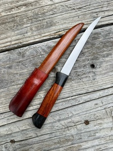 A&M Enterprises Handmade Stainless Steel Fillet Knife Rosewood Handle Steel Cap Decorative Compass Pin Hunting Knife OEM - Product Image 1