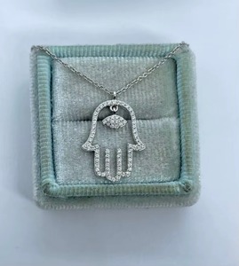 Pendentif en argent 925 et moissanite avec incrustation de strass, collier à breloque religieuse, cadeau unisexe, bijoux - Product Image 2