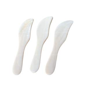 Couteau en nacre naturelle écologique poli, ustensile de table en coquillage pour gâteaux et glaces - Product Image 1