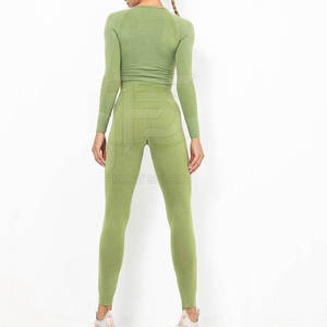 Collection Ensemble de yoga pour femmes grande taille XL, très tendance, style unique, respirant, motif uni, taille ajustée, best-seller - Product Image 3