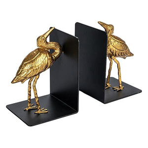 Paire d'entretoises à livres contemporaines et minimalistes en acier avec revêtement anti-rayures et rembourrage antidérapant pour le rangement des livres sur le bureau - Product Image 3