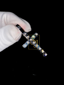 สร้อยคอไม้กางเขนสีขาวทอง14K สุดหรูจากร้าน iced OUT จี้เพชรที่ปลูกในห้องทดลอง VVS ของขวัญทางศาสนาสำหรับเขา - Product Image 3