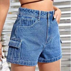 Shorts de mezclilla para mujer, muy demandados, de tela transpirable, con seis bolsillos, corte regular, color azul sólido, a bajo precio. - Product Image 3