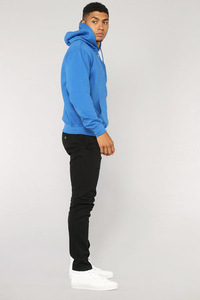 Ensemble de survêtement court pour femme avec pantalon de jogging et sweat à capuche à poches latérales, également disponible pour homme - Product Image 3
