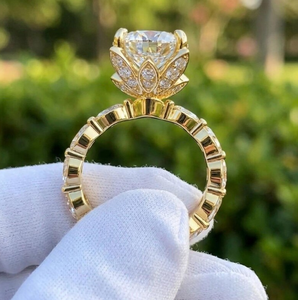 แหวนเพชรทรงกลมคุณภาพสูงจาก Superior Round Lab รุ่น Marquise Side Bridal Collection E VVS2 VS1 - Product Image 5