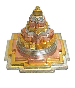 Statue de la Pyramide Shree Yantra de Meru, finition métallique dorée, décoration spirituelle pour la maison, ornement d'autel de méditation, cadeau - Product Image 1