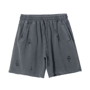 Shorts de sport personnalisés pour hommes – Essentiels d'été pour la course et le basketball – Modèle Designer - Product Image 4