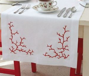 Camino de Mesa de Algodón Blanco Bordado con Coral Rojo, Lavable, con Diseño de Plantas, Decoración para Comedor - Product Image 2