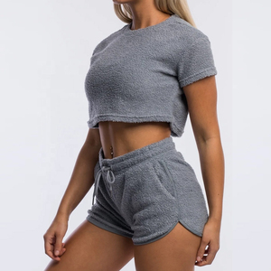 Conjuntos de mujer al por mayor, diseño personalizado, conjuntos cortos de 2 piezas, chándal, camiseta corta y pantalones cortos, corte holgado - Product Image 6