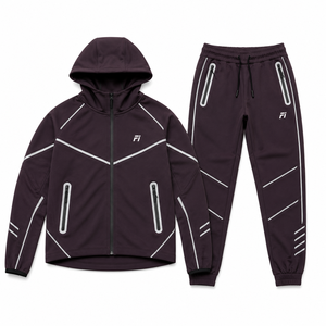 Ensemble de survêtement homme : Veste réfléchissante coupe-vent à rayures et coloris assortis en polaire technique à fermeture éclair à manches longues et pantalon de survêtement évasé à fermeture éclair - Product Image 1
