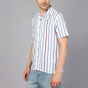 Chemises décontractées pour hommes à col cubain personnalisables avec étiquette privée, meilleur matériau avec fermeture à boutons en corne - Product Image 3