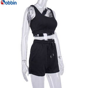 Conjunto Deportivo de Verano para Mujer de Alta Calidad con Logotipo Personalizado, Top Regular de Dos Piezas, 100% Algodón Ecológico, Pantalones Cortos - Product Image 1