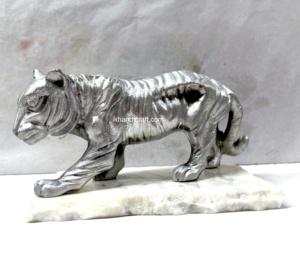 Unique Lion Silver Aluminium Marble Base Durable Candle Pillar Holder Handmade <b>Heat</b> Resistant Eco-Friendly Home Decor for - Product Image 5