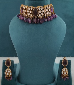 Ensemble de collier choker en moissanite de qualité supérieure, design magnifique, parfait pour les soirées, les mariages, les occasions festives - Product Image 5