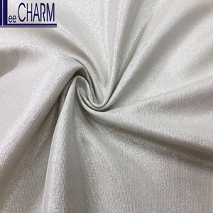 Tissu sergé métallisé en polyester et coton teint en fil, effet chatoyant, poids moyen, pour robes, jupes et textiles de maison, LCHC058 Lee Charm Taiwan - Product Image 4