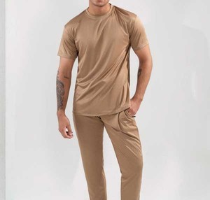 ชุดเซ็ตเสื้อแขนสั้นและกางเกงขายาวผู้ชาย น้ำหนักเบา ระบายอากาศได้ดี คุณภาพสูง ชุดลำลอง 2 ชิ้น เสื้อพูลโอเวอร์ กางเกงจ็อกเกอร์ สีพื้น - Product Image 5