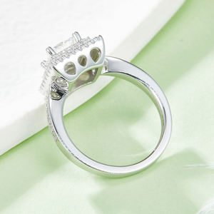Bague de fiançailles unisexe de luxe AMBER JEWELS en argent 925, moissanite, perle d'eau de mer, plaqué rhodium, sertissage à griffes, 12 GM, certifiée IGI - Product Image 3