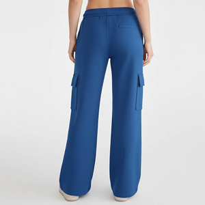 Pantalon de survêtement cargo bleu roi pour femme, coupe droite à jambe large, avec poches utilitaires, taille à cordon de serrage, logo brodé personnalisé - Product Image 2