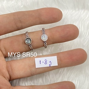 Bague de mariage élégante pour femme en argent sterling 925 avec labradorite et quartz, design ajouré à maillons entrelacés - Product Image 1