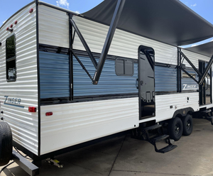 Autocaravanas de Lujo Usadas 2023 2024 2025 C-R-O-S-S-R-O-A-D-S RV ZINGER 390DB DISPONIBLES PARA LA VENTA - Product Image 3