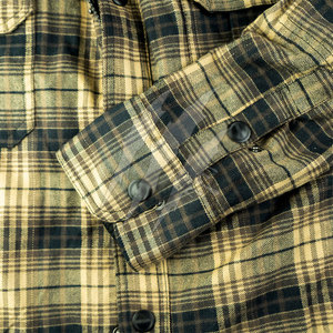 Camisa de Franela Moderna para Motociclistas con Tela Transpirable y Estilo Elegante para Motociclistas y Uso Casual - Product Image 4