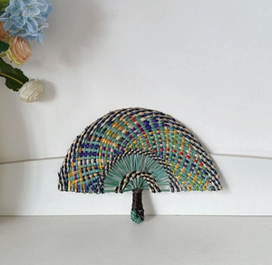 Abanico de mano artesanal de hierba marina de Vietnam, herramienta de refrigeración natural, estilo rústico de arte popular, regalo decorativo para bodas - Product Image 3