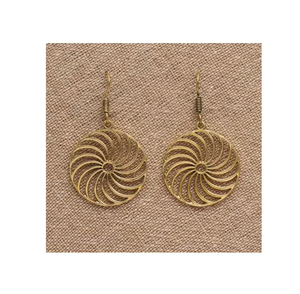 Boucles d'oreilles rondes en laiton antique pour femmes, design tendance au quotidien, boucles d'oreilles en fil métallique à prix abordable - Product Image 5