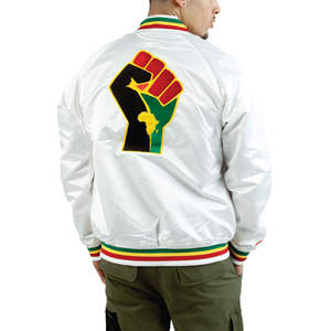 Chaqueta universitaria personalizada para hombre o mujer, chaqueta de béisbol bordada de satén, chaqueta bomber reversible de alta calidad, chaquetas de satén para hombre. - Product Image 4