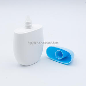 Ovale personnalisé 75ml 2.5oz Plat Grand Ventre Isolateur Solaire Bouteille Vide Compressible Cosmétique Emballage Doux Au Toucher Bouteille Avec Buse - Product Image 4