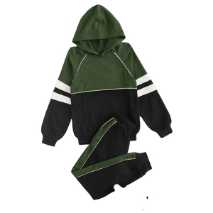 Ensembles de survêtements légers en polyester de haute qualité pour garçons avec des designs personnalisés - Product Image 1