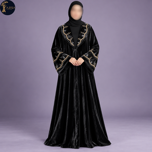 Tela de Terciopelo Negro con Bordado Floral en Dorado y Plateado |   Elegantes Detalles de Lentejuelas y Cuentas para la Confección de Abayas y Vestidos - Product Image 1