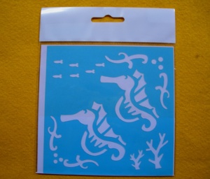 Pochoirs artistiques HC0121 |   Pochoir en plastique bleu en forme de poisson avec motif marin pour les arts et l'artisanat - Product Image 4