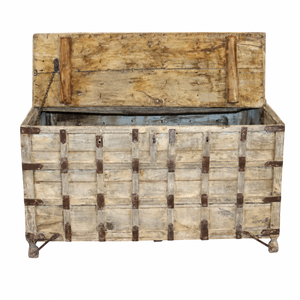 Vintage Heritage Reclaimed Acacia <b>Wood</b> <b>Storage</b> Trunk <b>Chest</b> Box Coffee Table with Metal Fittings Bleached Finish for Home Decor - Product Image 2