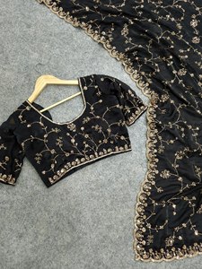 Presentamos la colección de sarees festivos más hermosa y novedosa con cuentas y adornos Dana. - Product Image 6