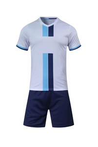 Uniforme de Fútbol Personalizado, Equipación de Fútbol 100% Poliéster, Servicio OEM al por Mayor, Ropa de Equipo de Alta Calidad, Parte Delantera de Media Longitud - Product Image 5