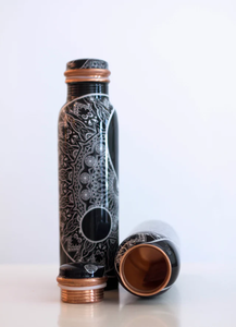 Botella de Cobre para Bebidas de 950 ml al por Mayor con Accesorio Metálico Impreso para la Salud, Incluye Tapa para Suministros de Comerciantes Instantáneos - Product Image 4