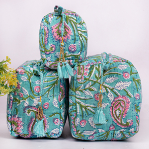 Trousse de Maquillage Personnalisée en Coton Imprimé Unique, Grande Capacité, Sac de Voyage Doux et Mignon pour Filles, Organisateur de Toilette en Gros - Product Image 2